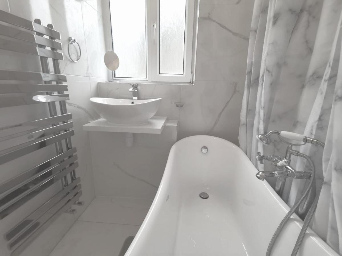 Umbrella Properties London Woolwich Dış mekan fotoğraf