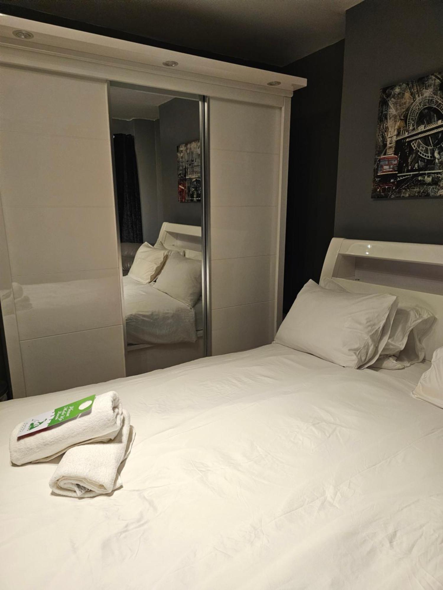 Umbrella Properties London Woolwich Dış mekan fotoğraf