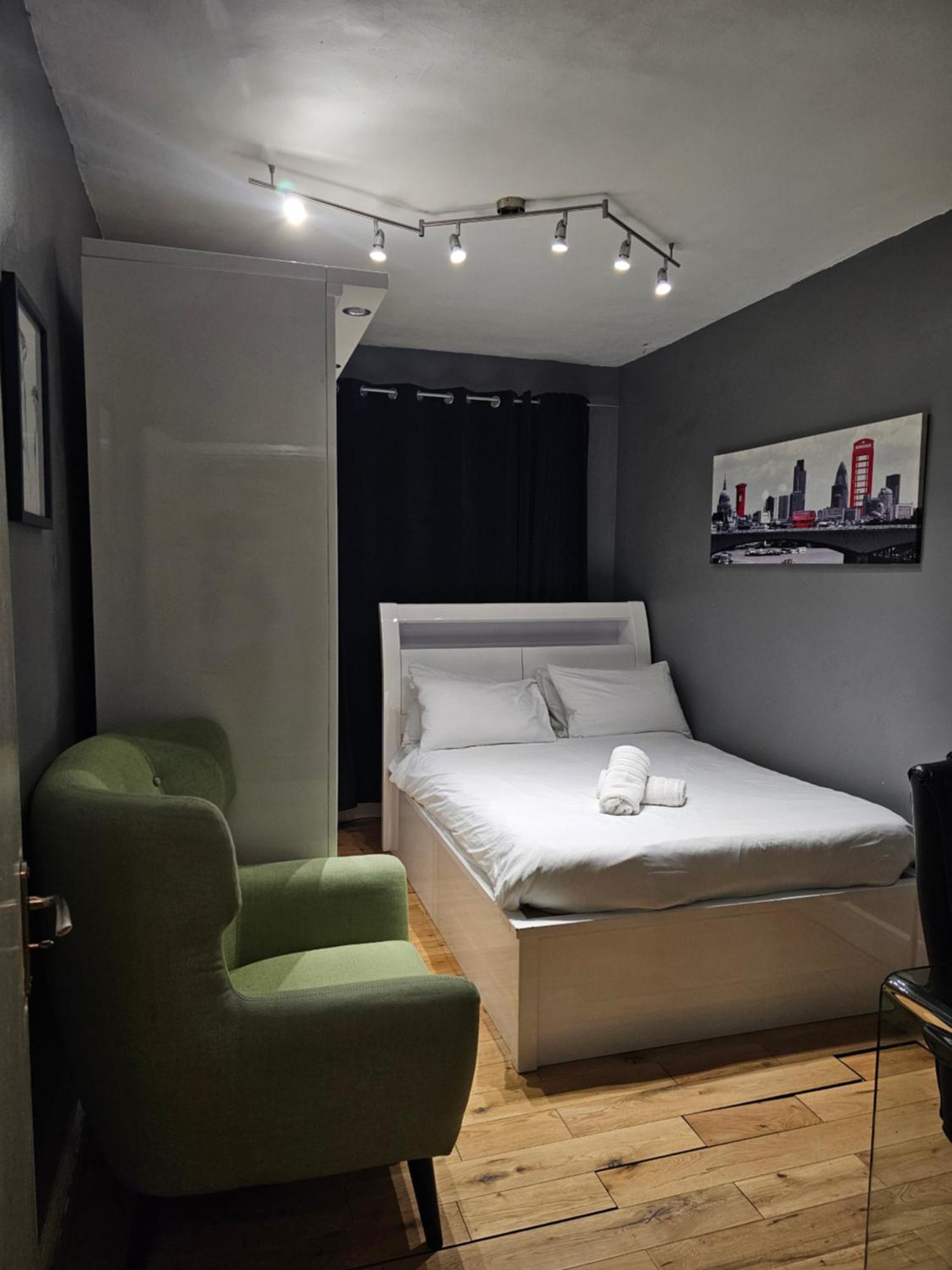 Umbrella Properties London Woolwich Dış mekan fotoğraf