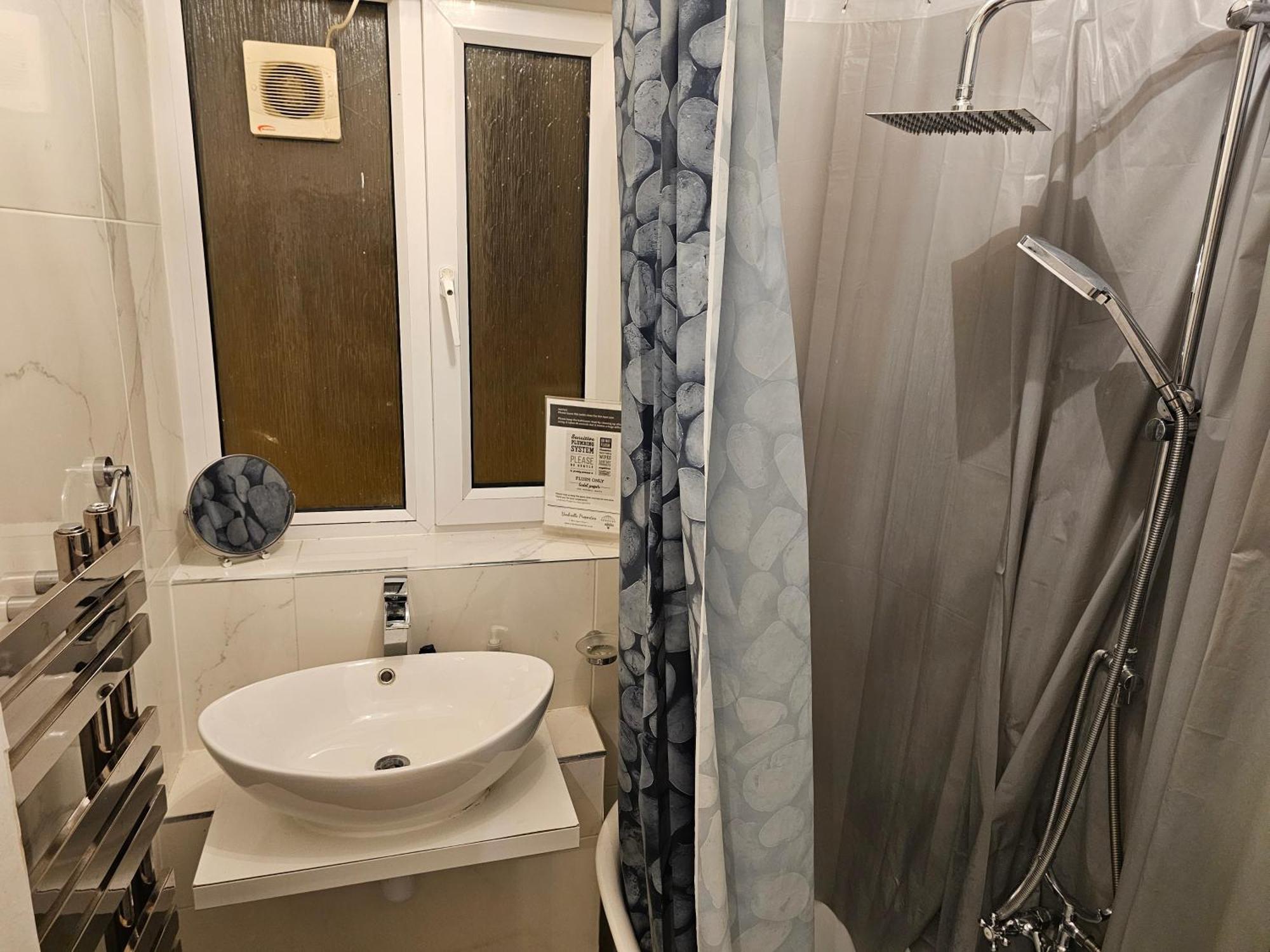 Umbrella Properties London Woolwich Dış mekan fotoğraf
